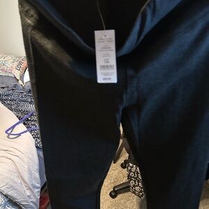 Ponte Runway leggings new with tags
